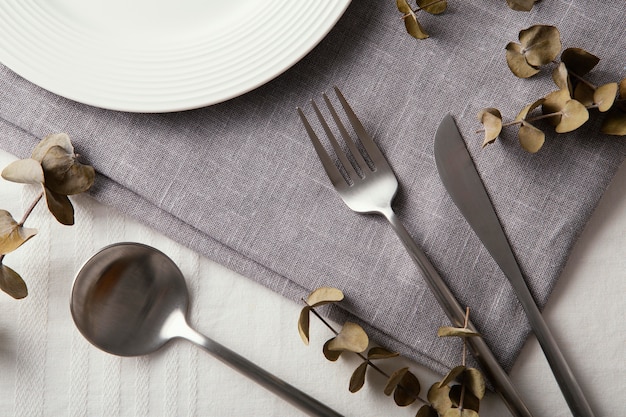 Jak wybrać idealny obrus do restauracji: praktyczne wskazówki dla właścicieli lokali gastronomicznych